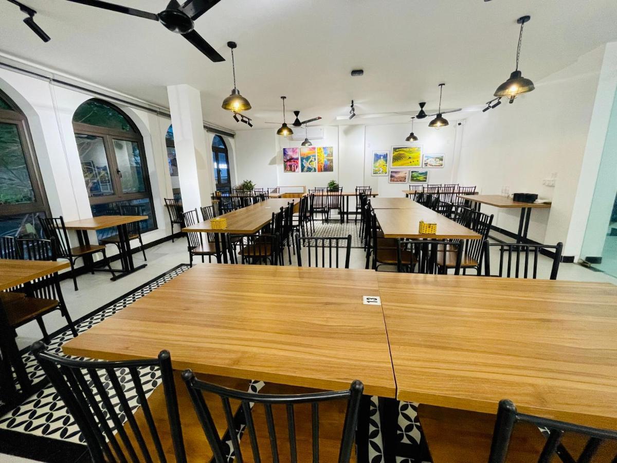 Little Vietnam Hotel - Cat Ba Chan Chau Экстерьер фото